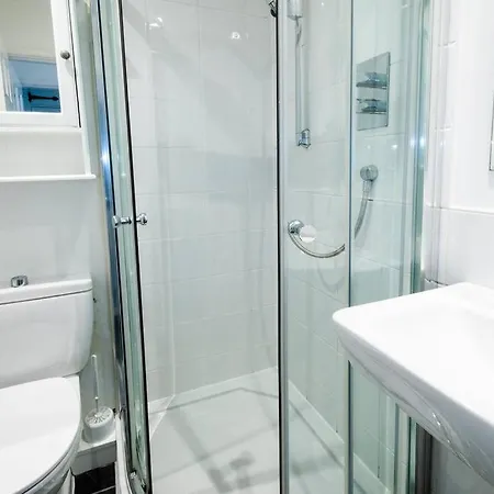 Pippins, Elterwater Chapel Stile